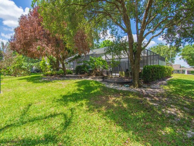 1070 47th Avenue SW, Vero Beach, FL 32968