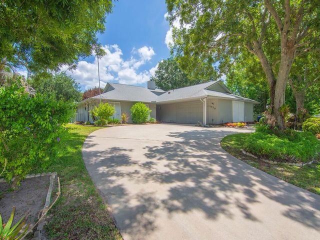 1070 47th Avenue SW, Vero Beach, FL 32968