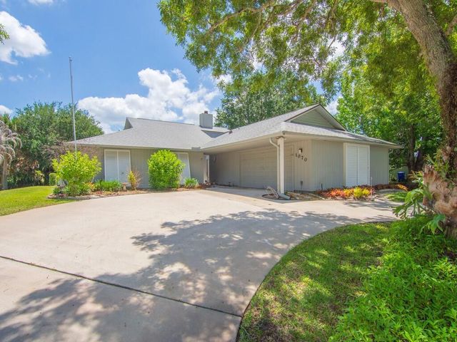 1070 47th Avenue SW, Vero Beach, FL 32968