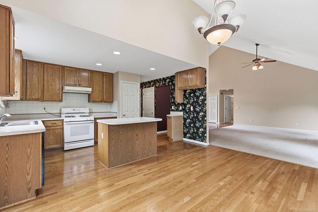 28754 Coleridge Street, Harrison Twp, MI 48045