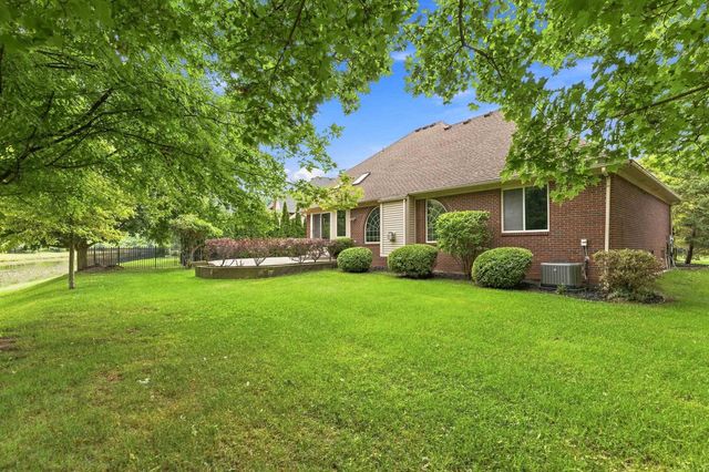 28754 Coleridge Street, Harrison Twp, MI 48045