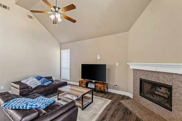 1464 Summerhill Drive, Carrollton, TX 75007