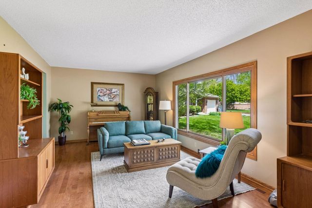 4015 Forestview Lane N, Plymouth, MN 55441