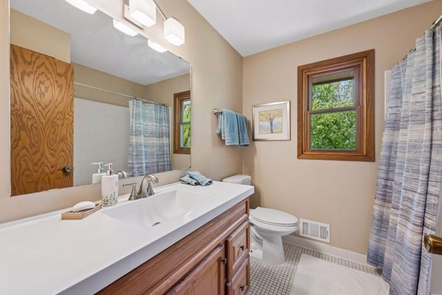 4015 Forestview Lane N, Plymouth, MN 55441
