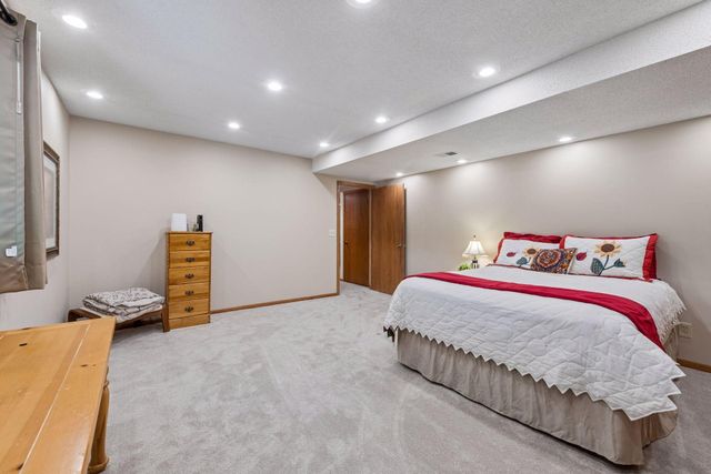 4015 Forestview Lane N, Plymouth, MN 55441