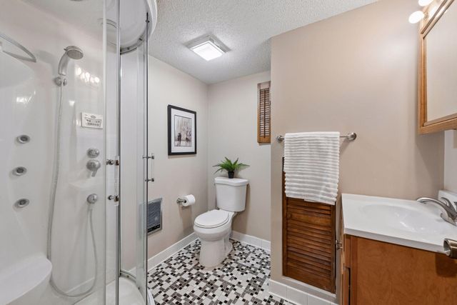 4015 Forestview Lane N, Plymouth, MN 55441