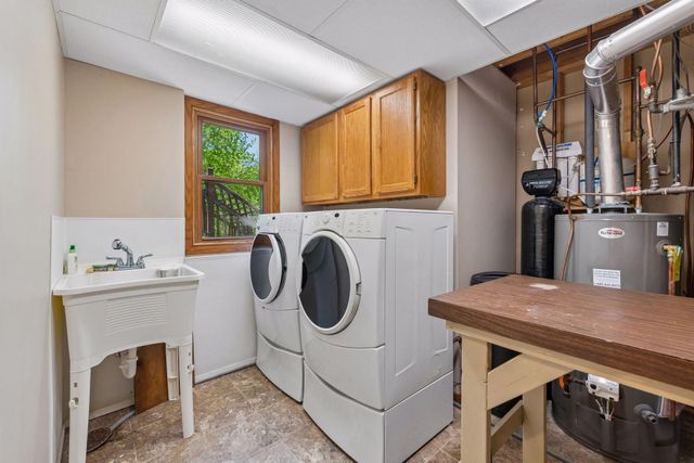 4015 Forestview Lane N, Plymouth, MN 55441