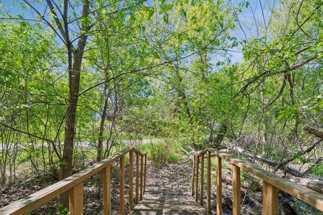 4015 Forestview Lane N, Plymouth, MN 55441