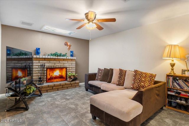 908 W LAGUNA AZUL Avenue, Mesa, AZ 85210