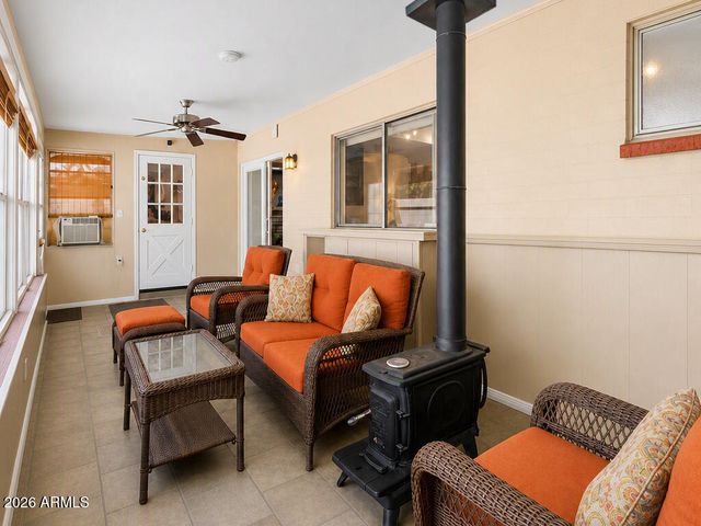 908 W LAGUNA AZUL Avenue, Mesa, AZ 85210