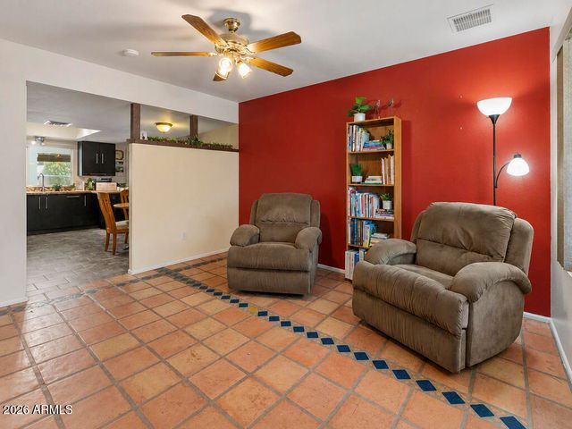 908 W LAGUNA AZUL Avenue, Mesa, AZ 85210