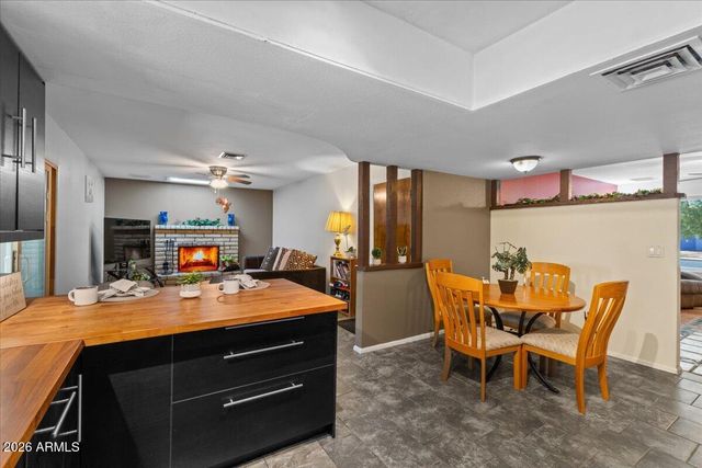 908 W LAGUNA AZUL Avenue, Mesa, AZ 85210