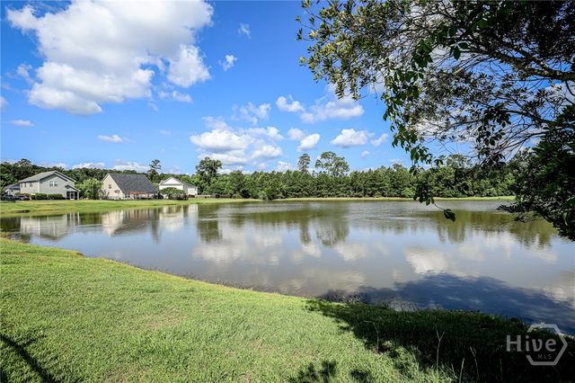 72 Rhett Lane, Richmond Hill, GA 31324