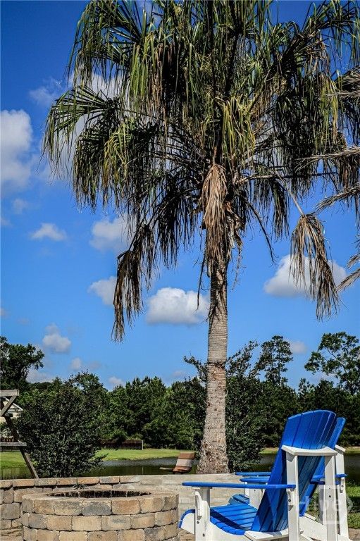 Image 37 of property listing at 72 Rhett Lane, Richmond Hill, GA 31324