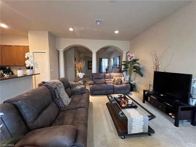 3535 Cherry Blossom CT 202, Estero, FL 33928