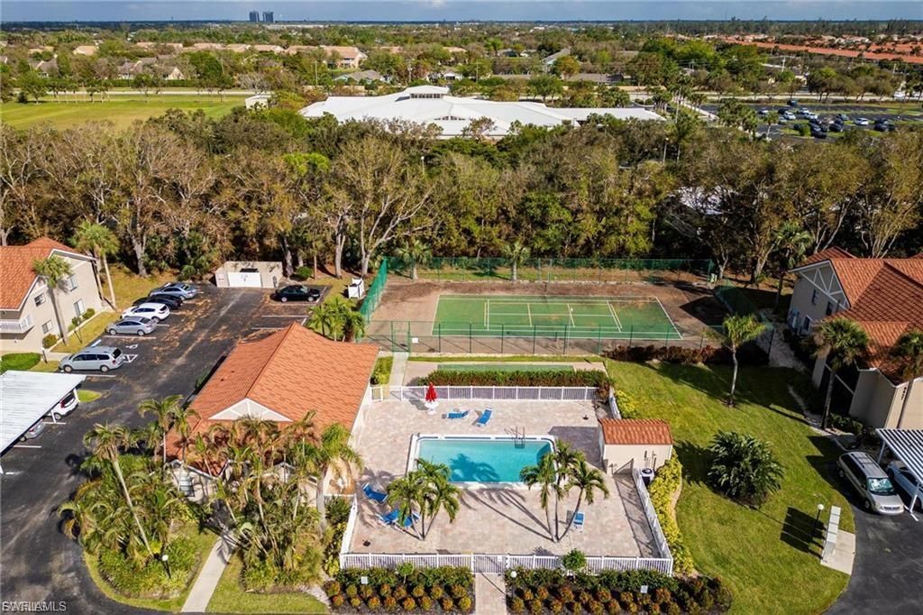 9627 Eaton Gardens LN 105, FORT MYERS, FL 33919 — photo 2