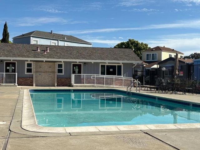 1201 Sycamore Terrace, Sunnyvale, CA 94086