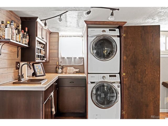 1462 Glencoe St, Denver, CO 80220