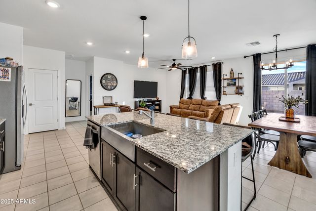 17689 W MADISON Street, Goodyear, AZ 85338