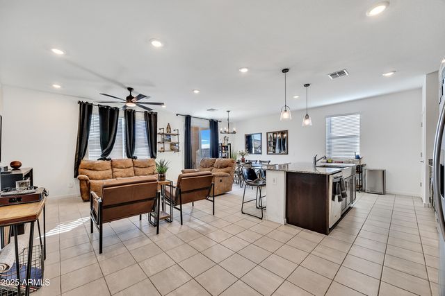 17689 W MADISON Street, Goodyear, AZ 85338