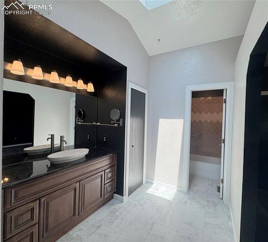 5117 Solar Ridge Drive, Colorado Springs, CO 80917