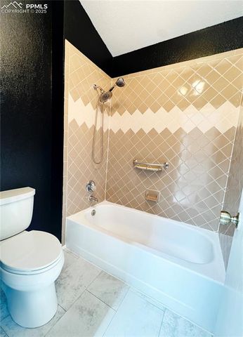 5117 Solar Ridge Drive, Colorado Springs, CO 80917