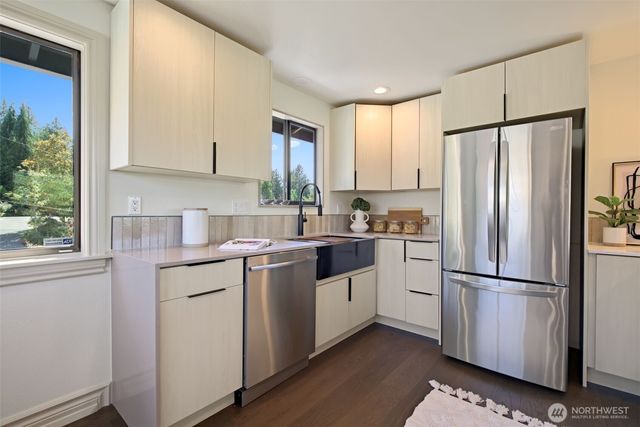 9100 Olympic View Drive, Edmonds, WA 98026