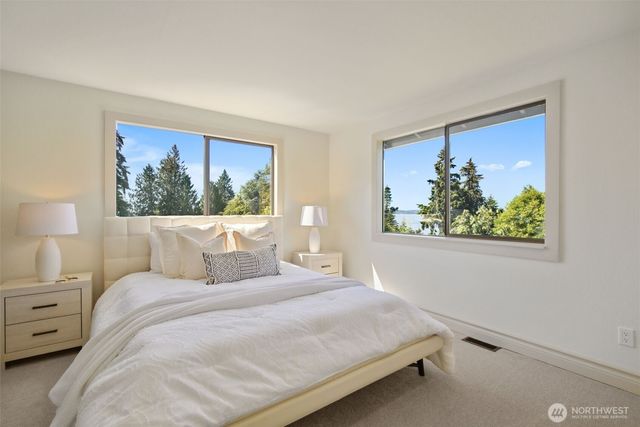 9100 Olympic View Drive, Edmonds, WA 98026