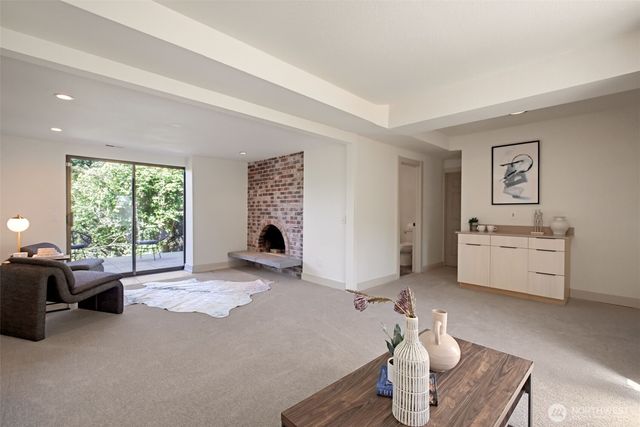 9100 Olympic View Drive, Edmonds, WA 98026