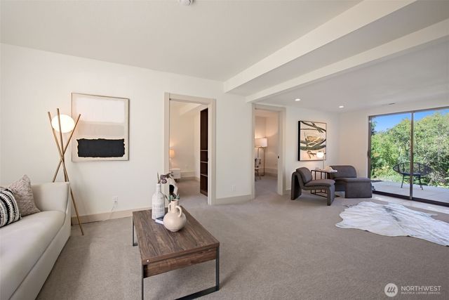 9100 Olympic View Drive, Edmonds, WA 98026