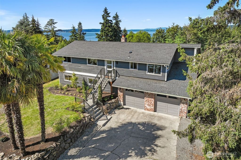 9100 Olympic View Drive, Edmonds, WA 98026