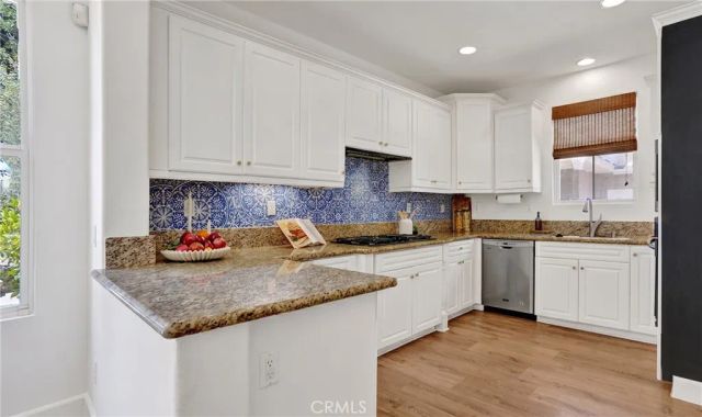 2519 Cornerstone Lane, Costa Mesa, CA 92626