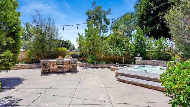 2519 Cornerstone Lane, Costa Mesa, CA 92626
