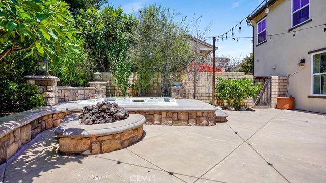 2519 Cornerstone Lane, Costa Mesa, CA 92626
