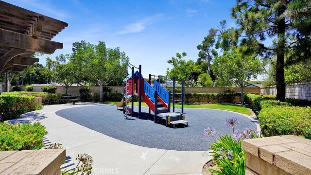 2519 Cornerstone Lane, Costa Mesa, CA 92626