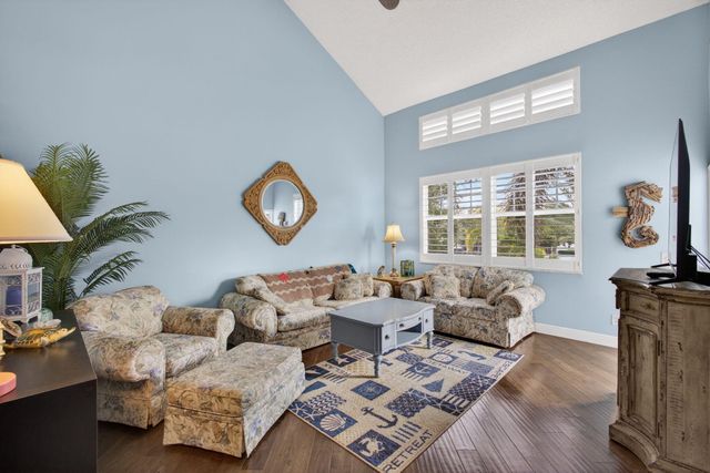 1206 Mainsail Circle, Jupiter, FL 33477