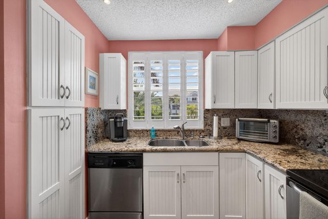 1206 Mainsail Circle, Jupiter, FL 33477