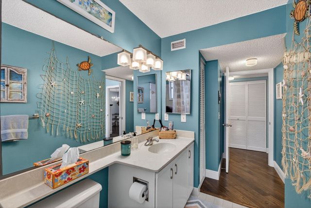 1206 Mainsail Circle, Jupiter, FL 33477