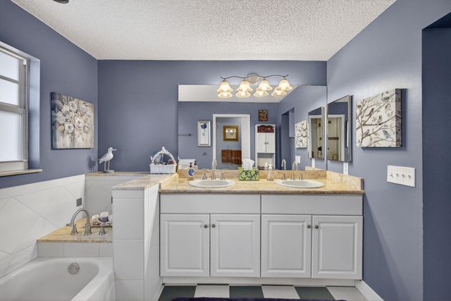 1206 Mainsail Circle, Jupiter, FL 33477