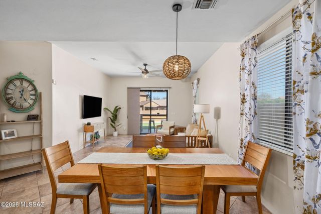 217 E Forrest Feezor Street, Vail, AZ 85641