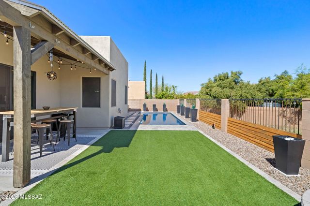 217 E Forrest Feezor Street, Vail, AZ 85641