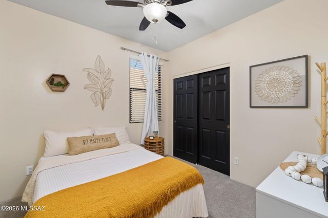 217 E Forrest Feezor Street, Vail, AZ 85641