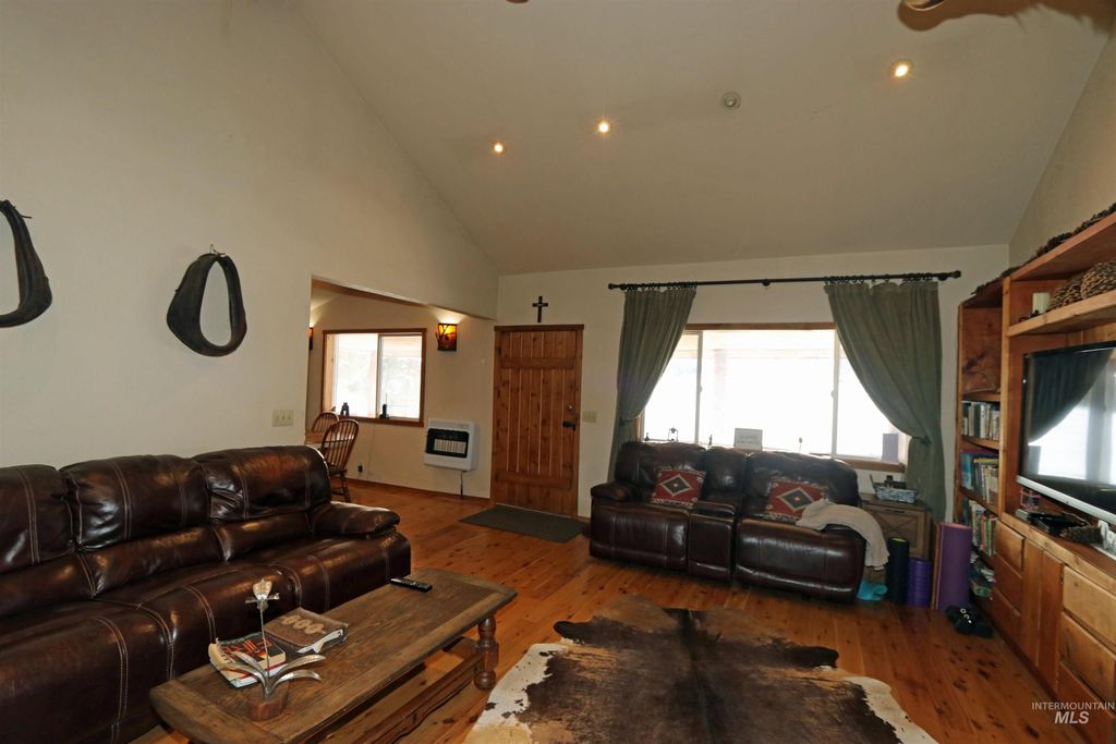 158 Little Elk Lane, Elk City, ID 83525 photo 7