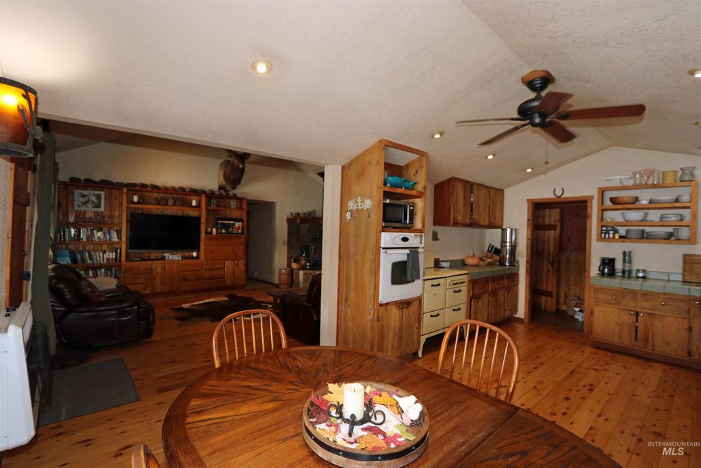 158 Little Elk Lane, Elk City, ID 83525 photo 9