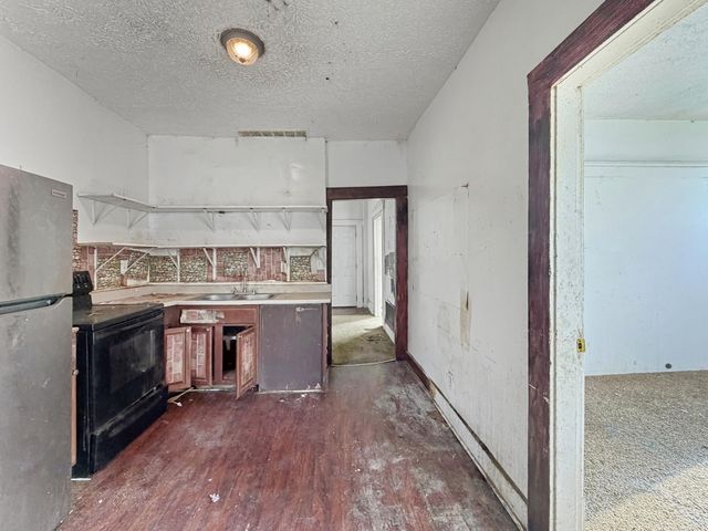 57 S Eureka Avenue, Columbus, OH 43204