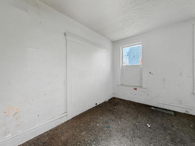 57 S Eureka Avenue, Columbus, OH 43204