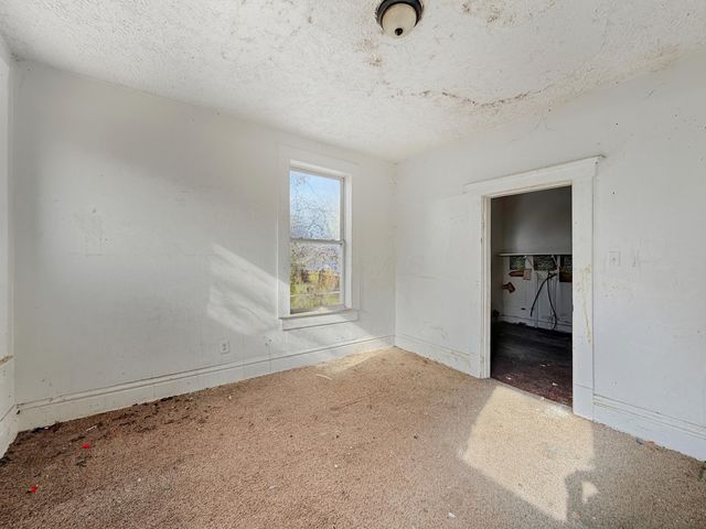 57 S Eureka Avenue, Columbus, OH 43204