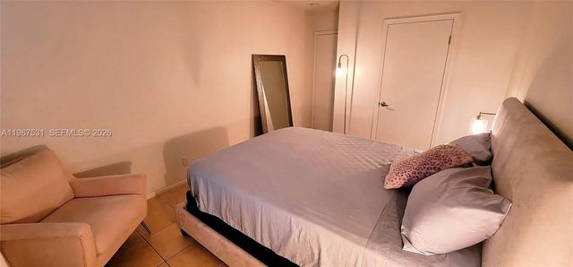 20 SE 12th St, Dania Beach, FL 33004