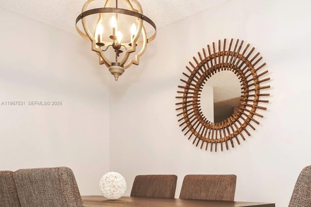 20 SE 12th St, Dania Beach, FL 33004