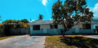 20 SE 12th St, Dania Beach, FL 33004